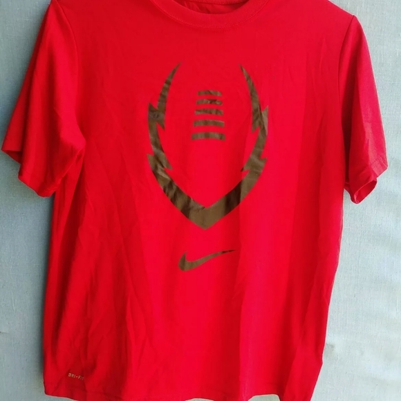 Nike Dri-Fit Boys Size L Red Football T-Shirt - Picture 1 of 5